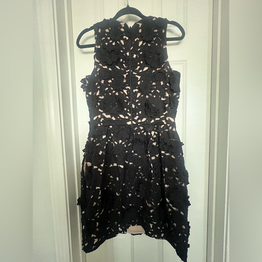 Nicole Miller Collection Elegant Black Floral Lace Dress